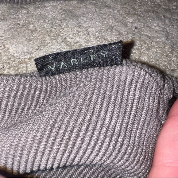 Varley Ribbed Gray Sweater - Picture 3 of 4